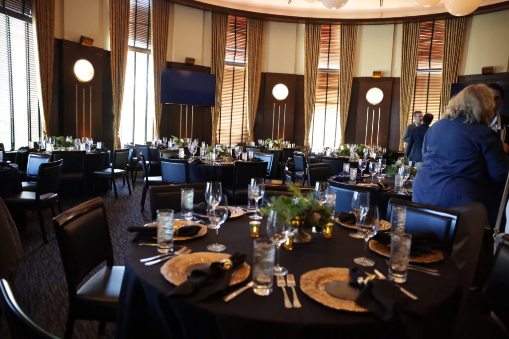 Joe's Seafood, Prime Steak & Stone Crab in Las Vegas hosting c-suite private dinner 